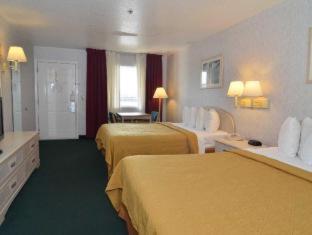 Queen Room Two Queen Beds Non-Smoking