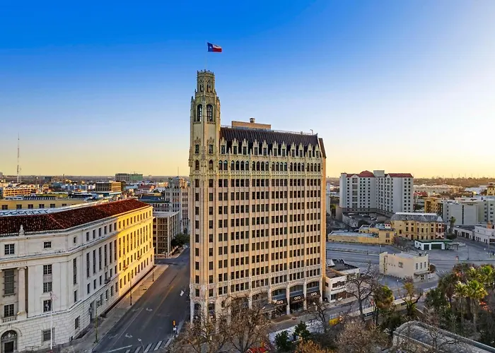 The Emily Morgan Hotel - A Doubletree By Hilton San Antonio