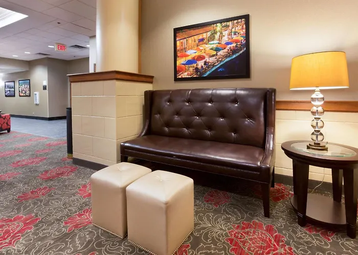 Drury Inn & Suites San Antonio Riverwalk