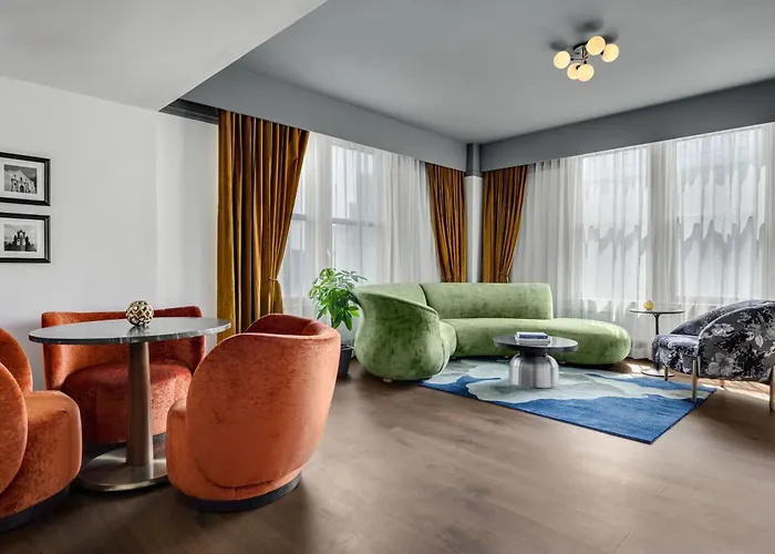 The Gunter Hotel San Antonio Riverwalk, A Tribute Portfolio Hotel