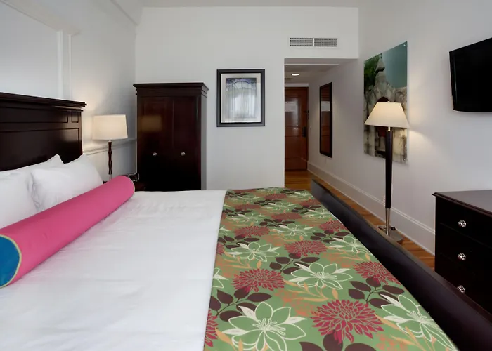 Hotel Gibbs Downtown Riverwalk San Antonio