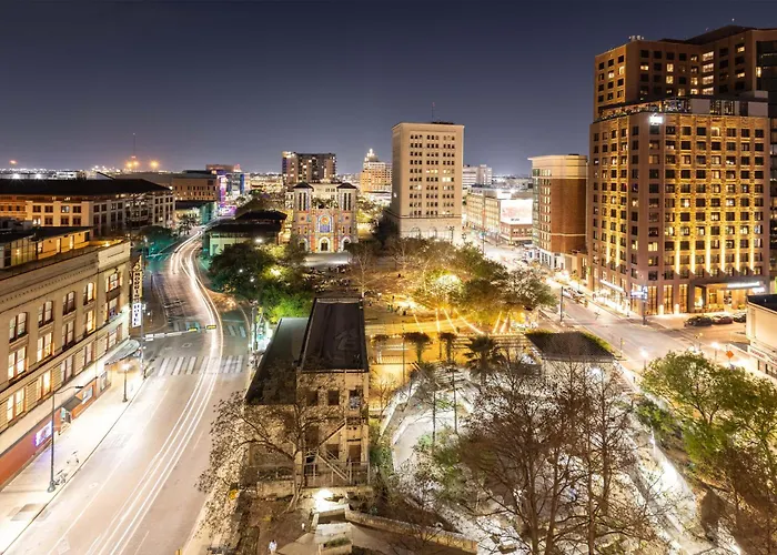 Drury Plaza Hotel San Antonio Riverwalk