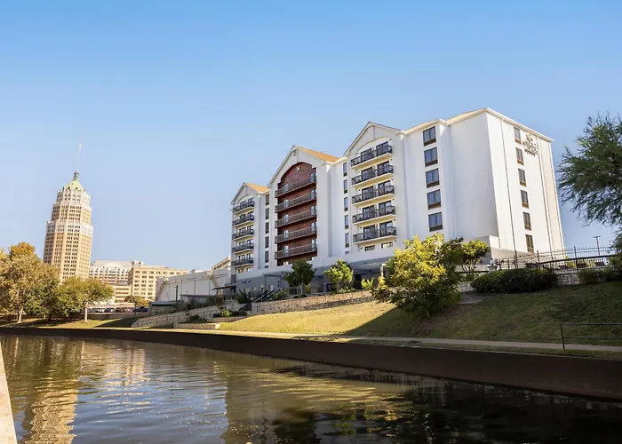Hyatt Place San Antonio Riverwalk